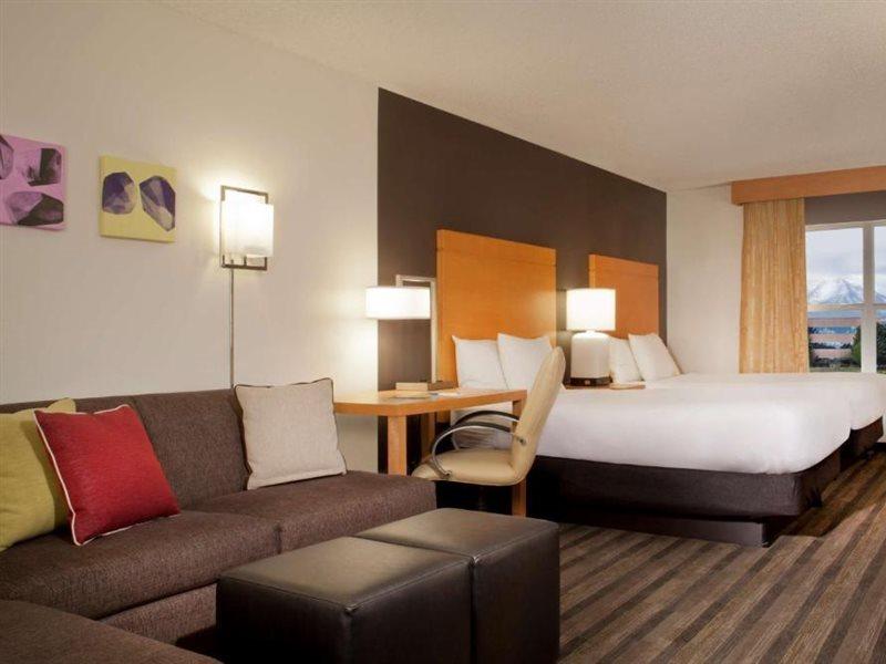 Hyatt House - University Village Colorado Springs Dış mekan fotoğraf
