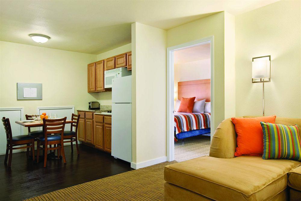 Hyatt House - University Village Colorado Springs Dış mekan fotoğraf